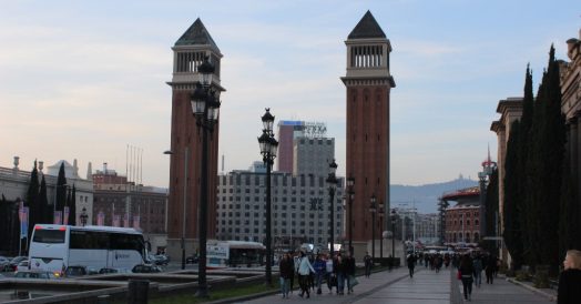 Torres da Pç. de Espanya inspiradas no Campanário de São Marcos