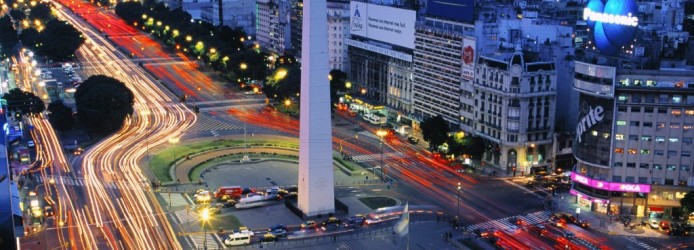 Obelisco à noite em Buenos Aires