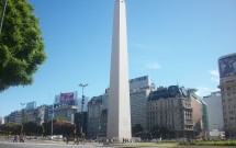 Obelisco de dia em Buenos Aires