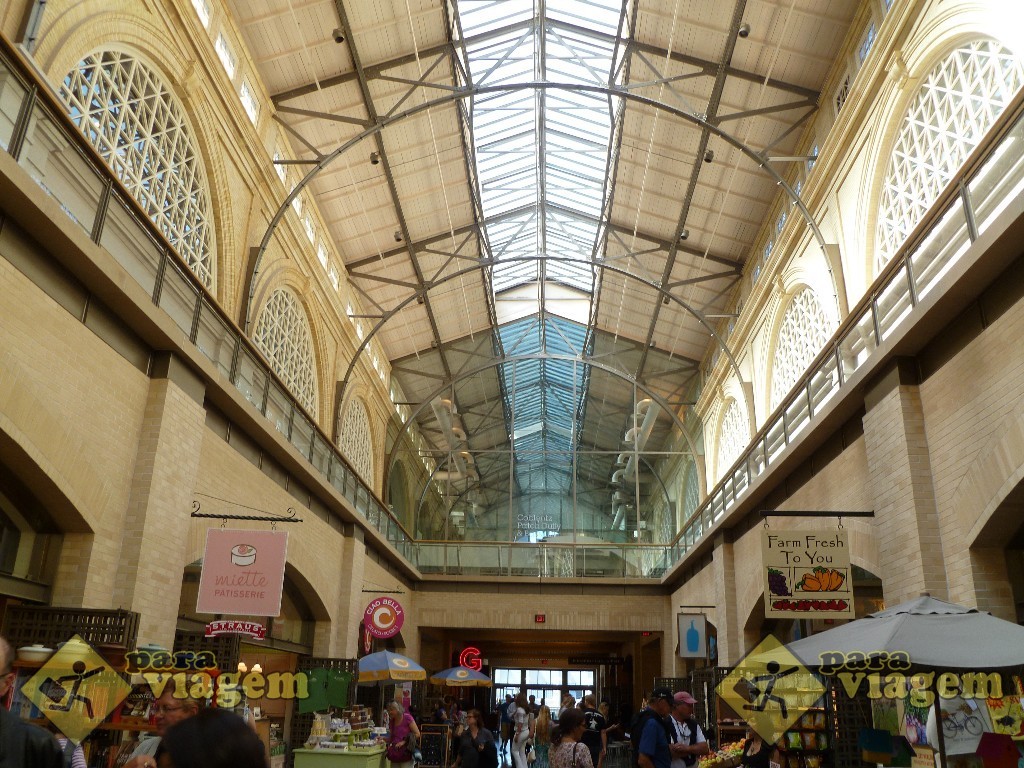 Interior do Ferry Building MarketPlace