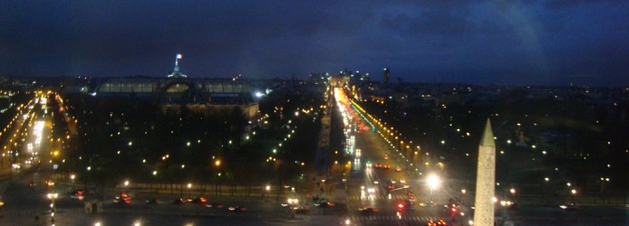 Champs-Élysées à noite, vista da roda gigante