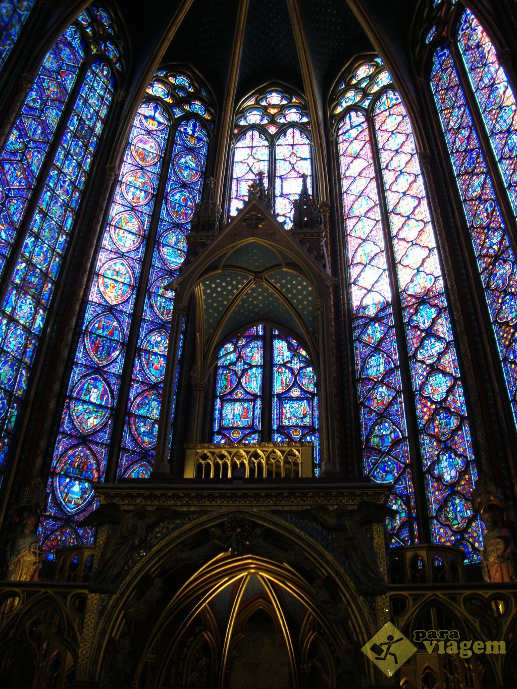 Parte dos vitrais de St-Chapelle