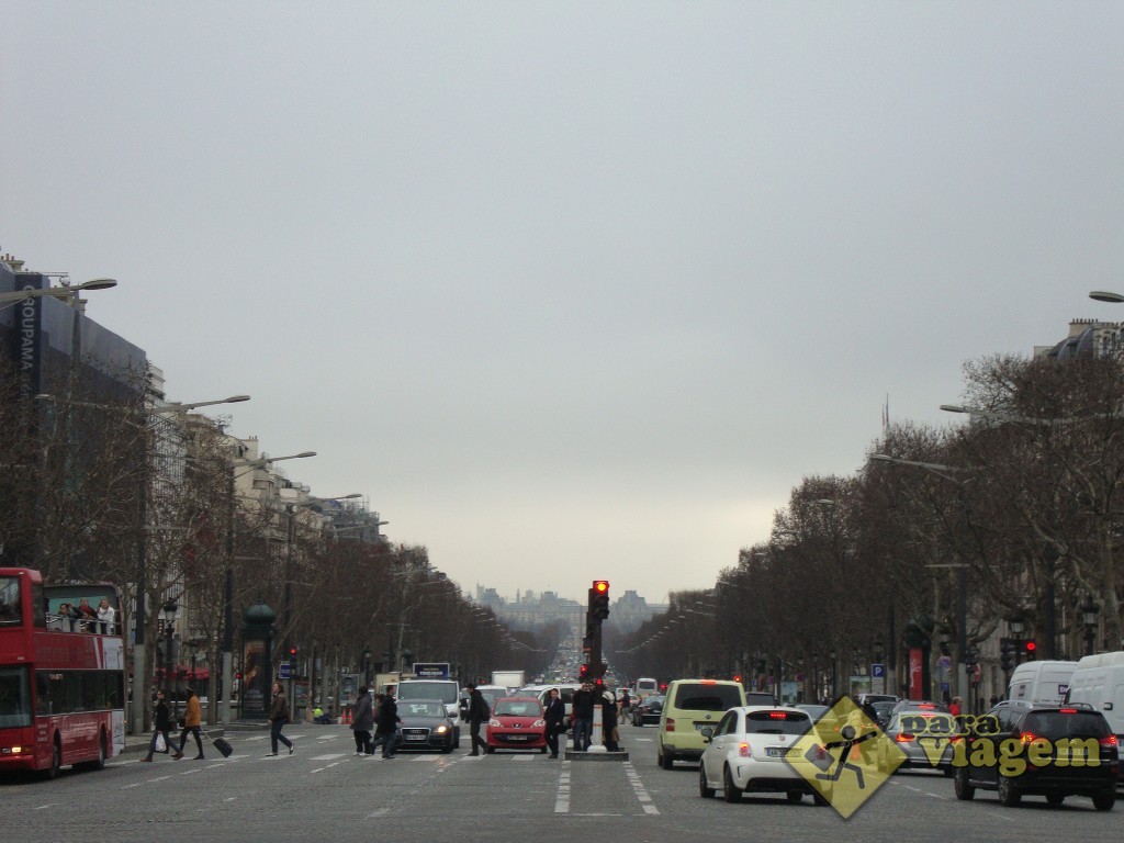 Champs-Élysées visto do Arco do Triunfo