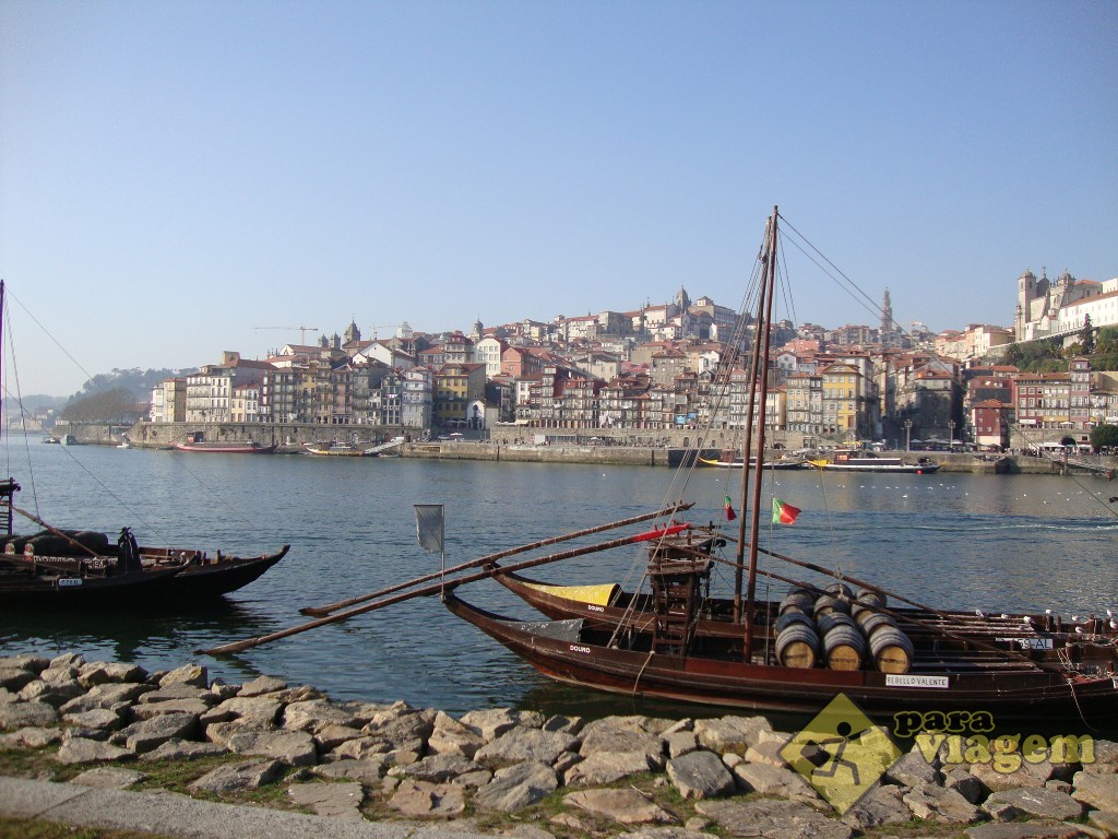 Vista para o Porto e o rabelo
