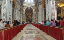 O interior da Basílica