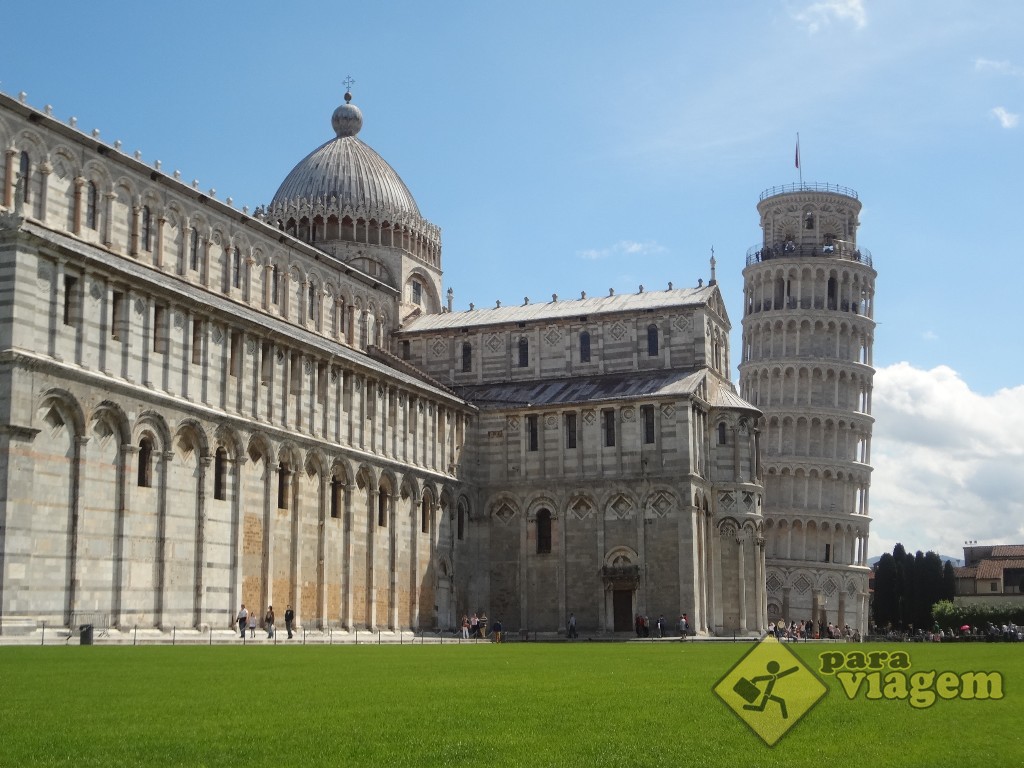 O Duomo e seu Campanário inclinado