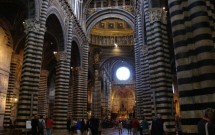 Interior do Duomo