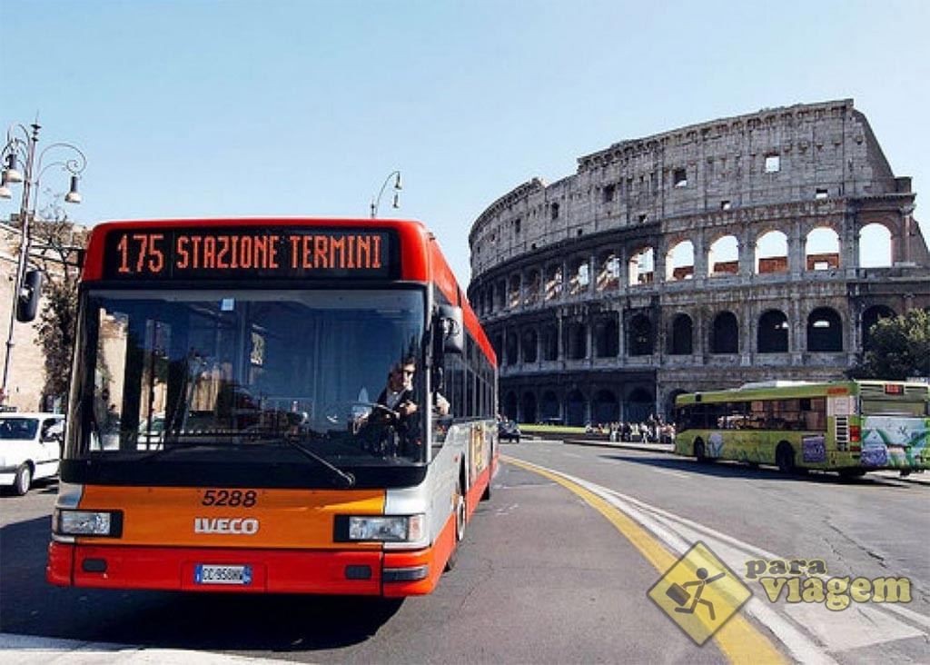 Ônibus em Roma