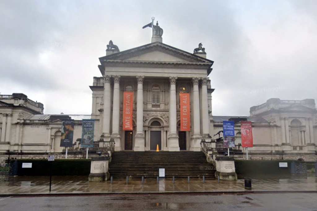 Tate Britain (Fonte: Google Street View)