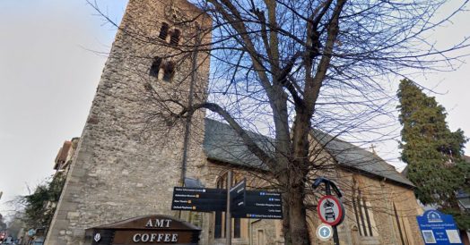 Saxon Tower e a Ig. St. Michael at the North Gate (Fonte: Google Street View)