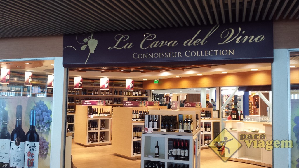 Loja "La Cava del Vino" no aeroporto de Santiago