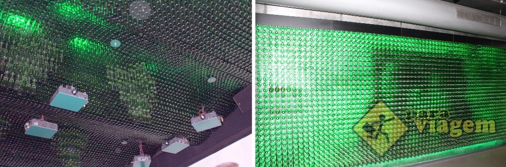 Teto decorado com garrafas de Heineken (esq) e projeção de filme sobre um telão feito de garrafas Heineken (dir)