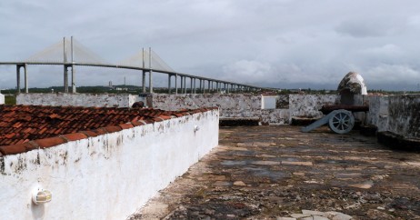 Forte dos Reis Magos com Vista da Ponte Newton Navarro