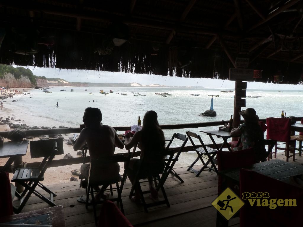Clientes Almoçando com Vista pro Mar no Caxangá em Pipa