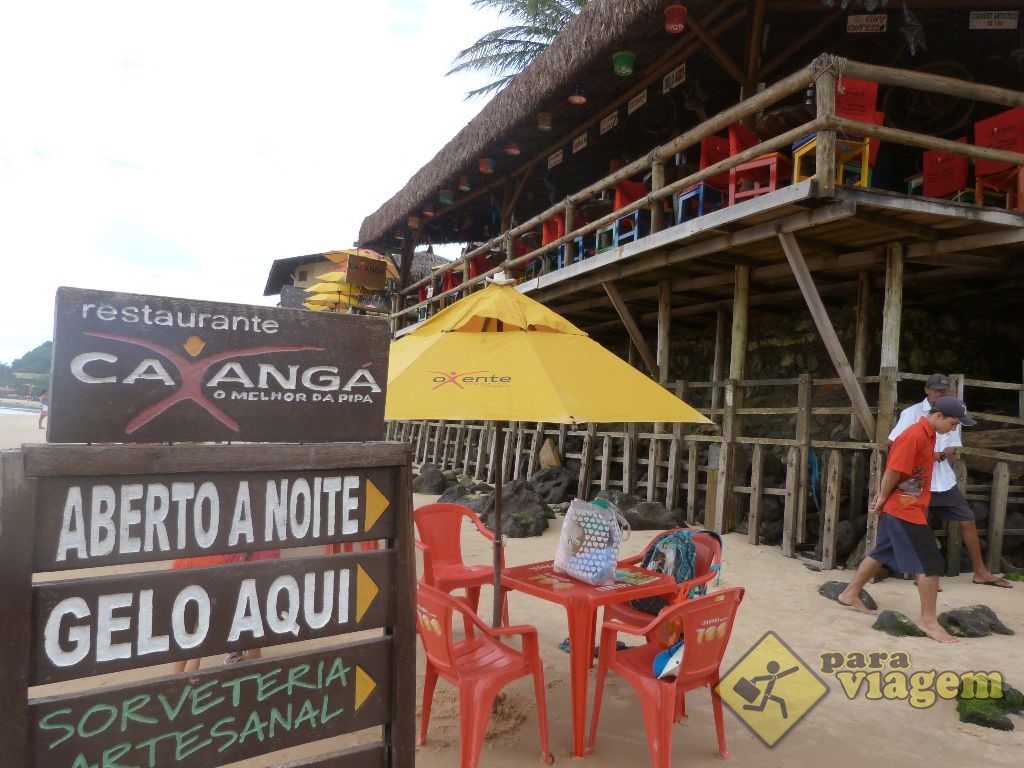 Barraca na Areia do Restaurante Caxangá em Pipa