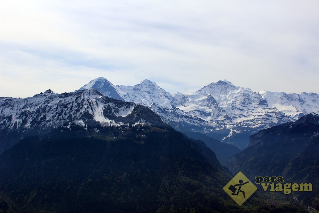 O trio de picos: Eiger, Mönch e Jungfrau (da esq para dir)
