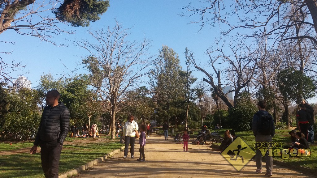 O Parc de la Ciutadella é ótimo pra passear