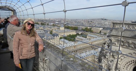 Curtindo a vista no Alto da Torre de Notre Dame