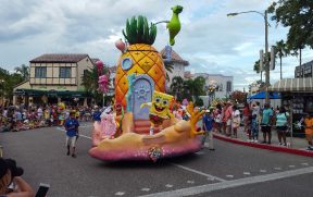 A Universal's Superstar Parade acontece todos os dias