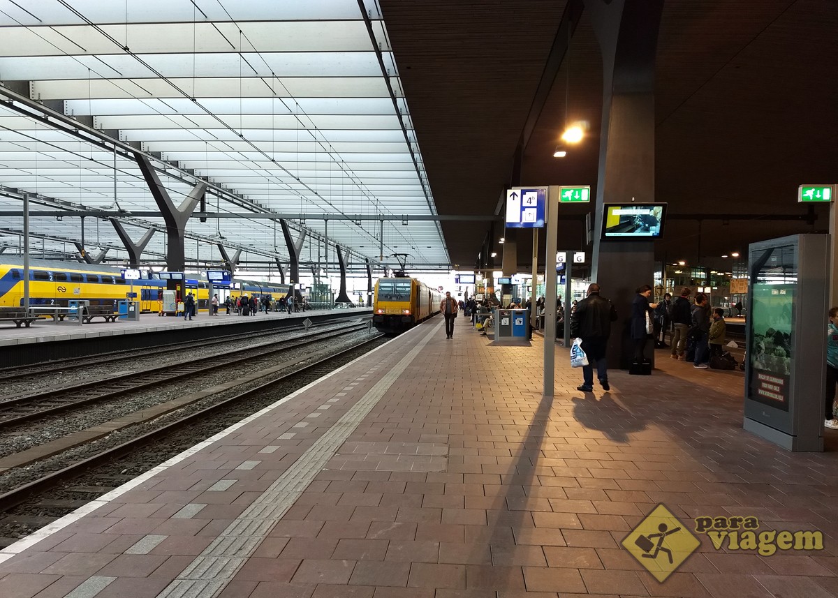 Plataforma de Trem na Europa