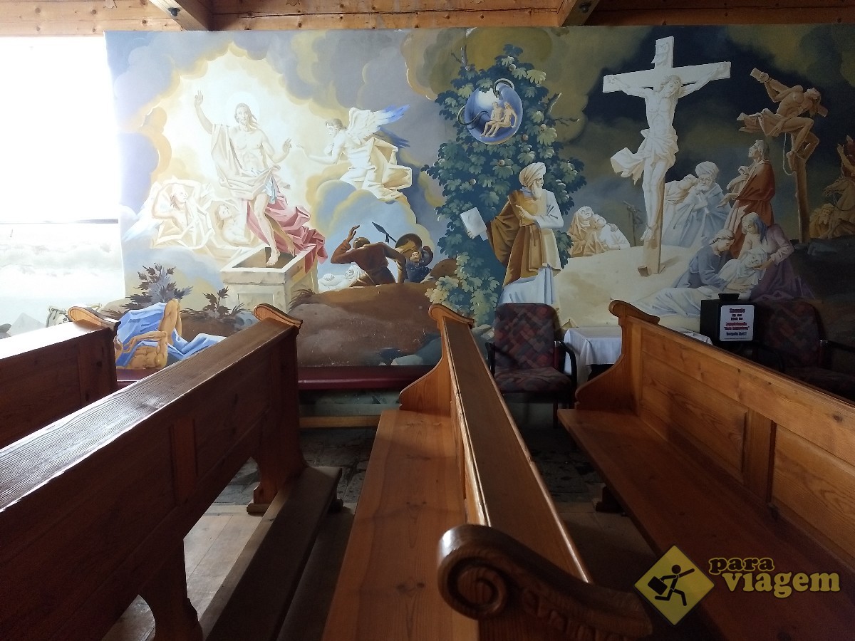 Pinturas na Parede da Capela