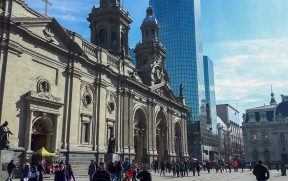 Visitando o Centro de Santiago do Chile por Conta Própria