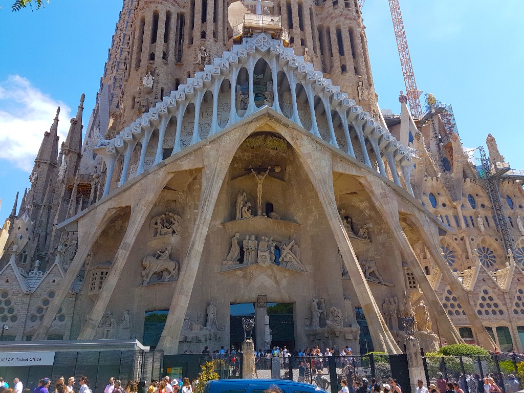 La Sagrada Familia: Fachada da Paixão de Cristo