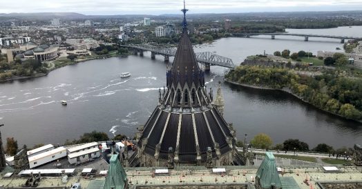 O topo da Biblioteca, Rio Ottawa e Gatineau