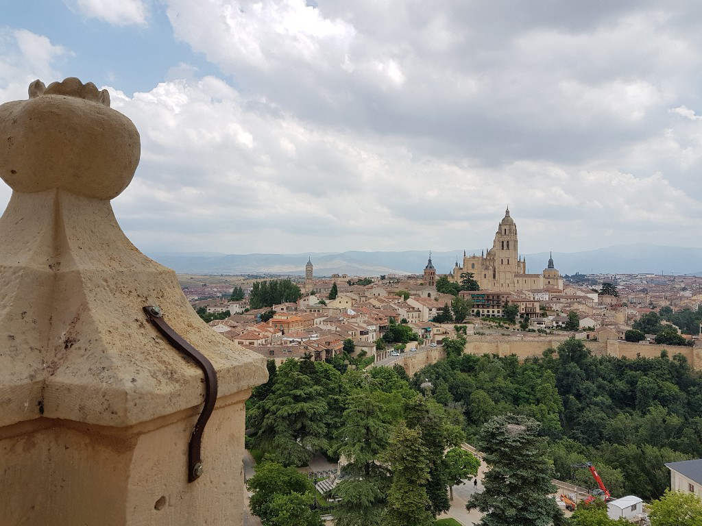 Segóvia vista da torre do Alcázar
