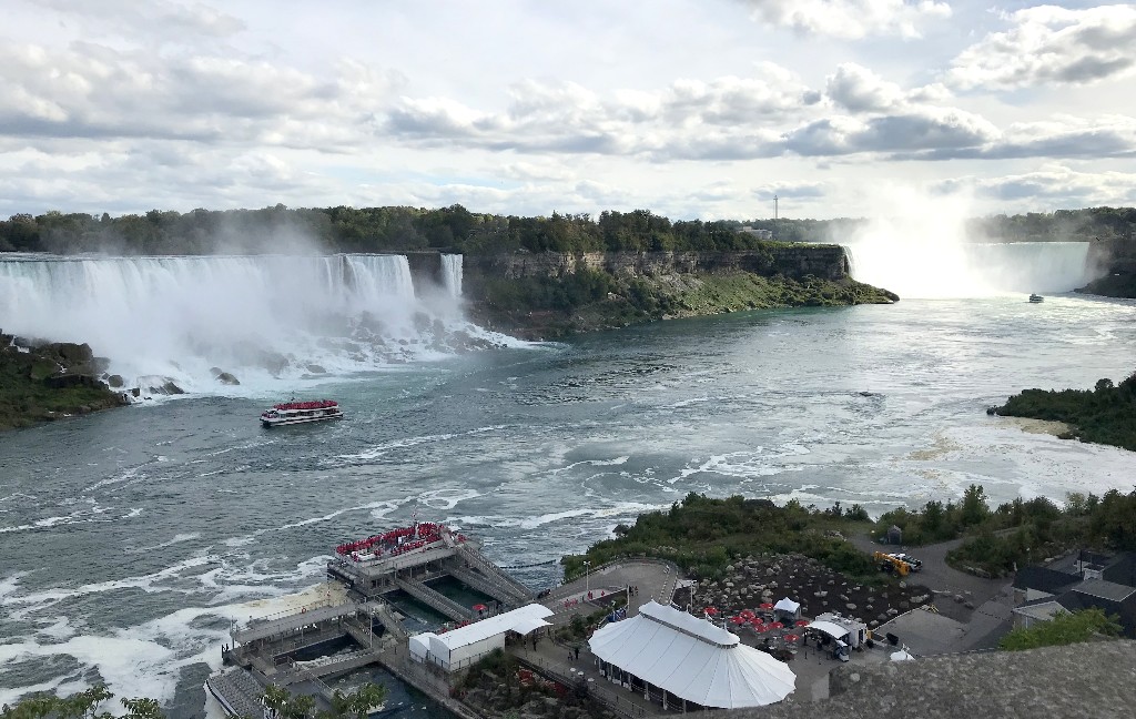 Hornblower Niagara Cruises