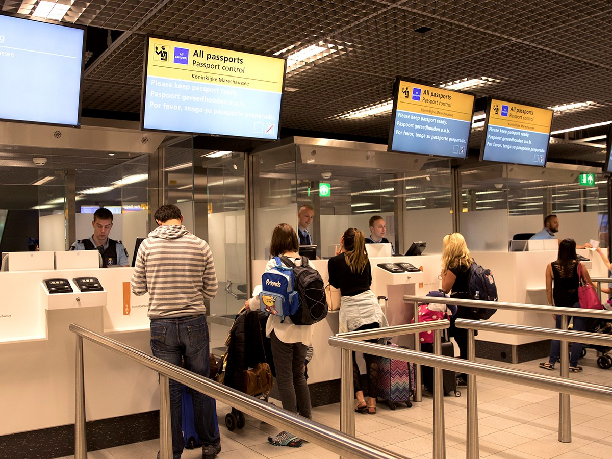 Controle de Passaporte na Europa