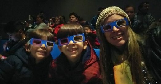 Santiago com crianças: Cimena 3D no MIM